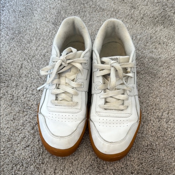 Reebok Workout Plus Sneakers in white gum - Picture 4 of 10